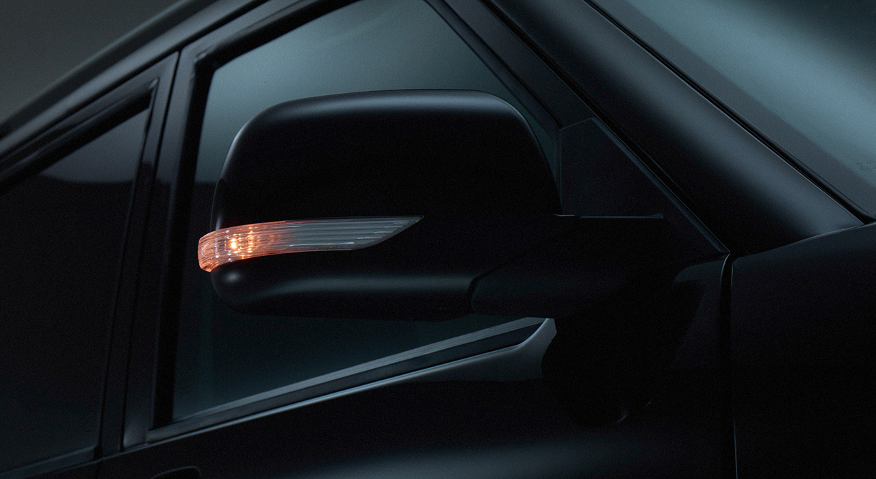 УАЗ Патриот - складывающиеся зеркала в цвет кузова со светодиодными повторителями